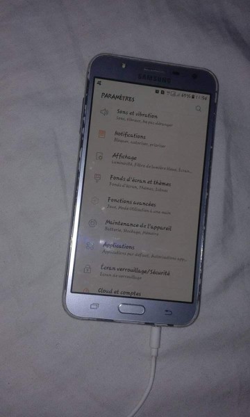 Samsung Galaxy J7 core 2017