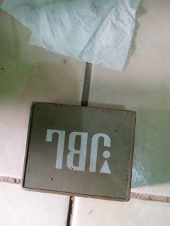 Cherche - Woofer JBL