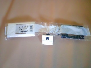 Prise RJ45 pour goulotte Prise RJ45 pour goulotte