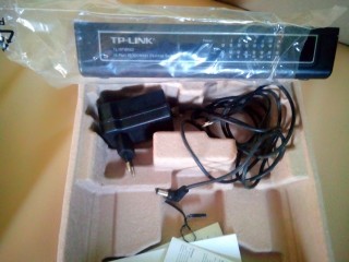 Switch TP-LINK 16 ports