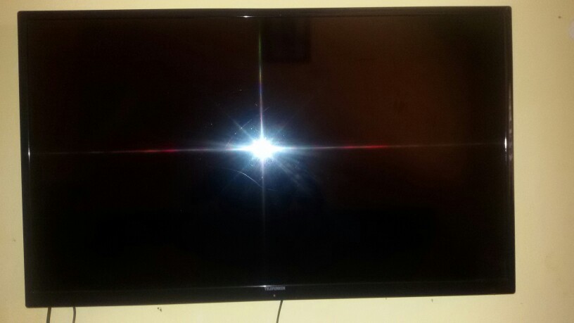 Télévision écran plasma 40" LED