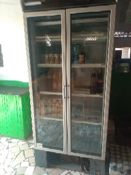 Réfrigérateur vitré deux battants