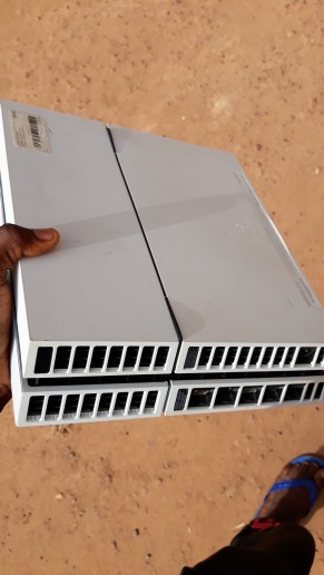 PlayStation 4 Fat - White - Édition 500GB