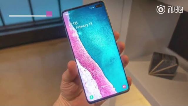 Galaxy S10,  S10e  S10+