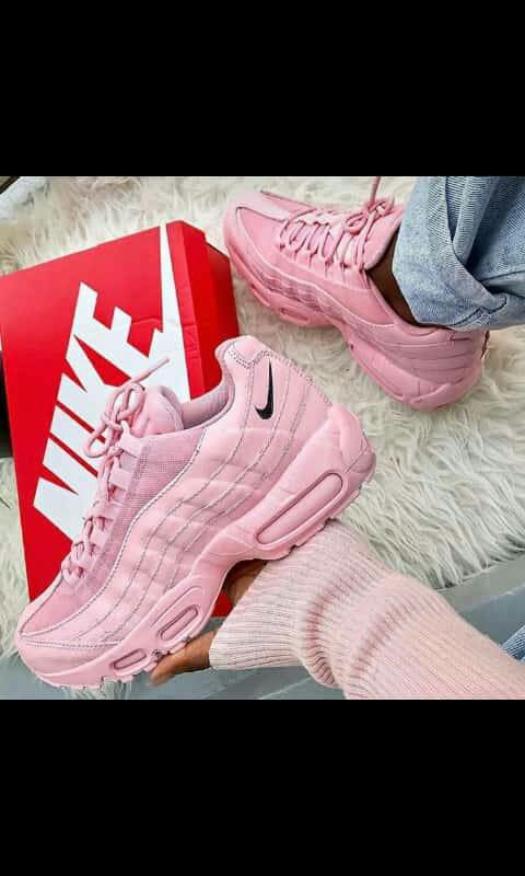Chaussures Nike Airmax 95