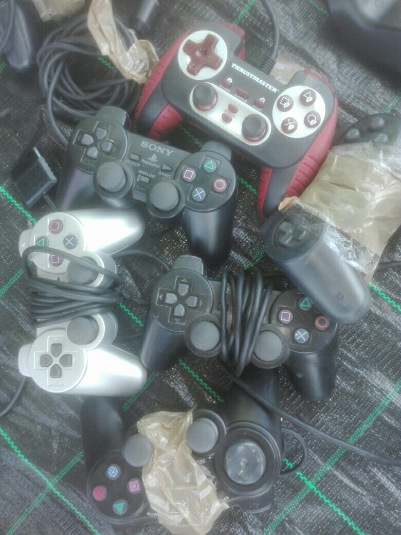 Manettes de jeu Manettes de jeu