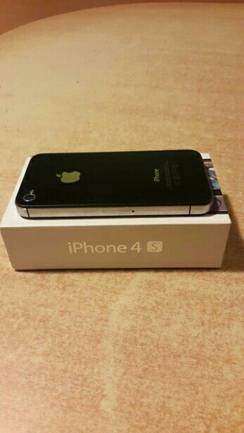 Téléphone iPhone 4S