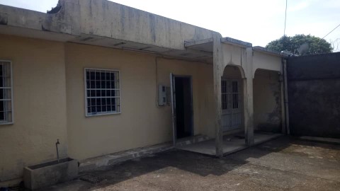 Villa Sic T4 à Douala Bonamoussadi