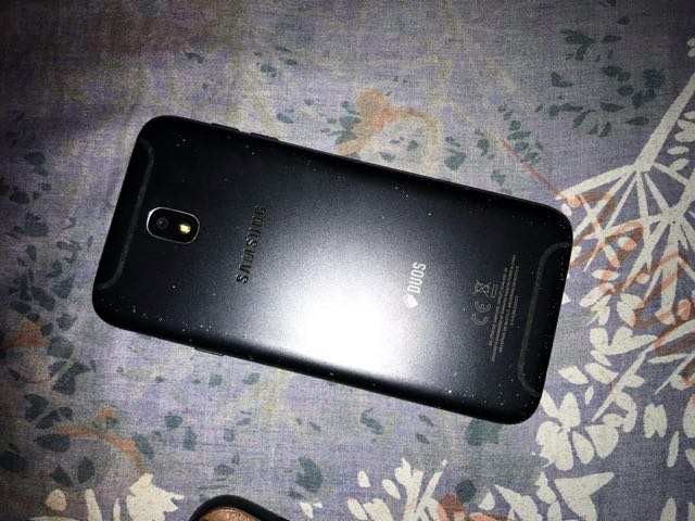 Samsung Galaxy J7 Pro