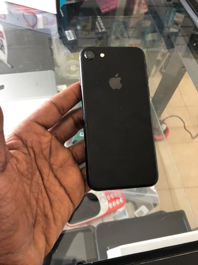 Apple iPhone 7 simple - 128 gigas