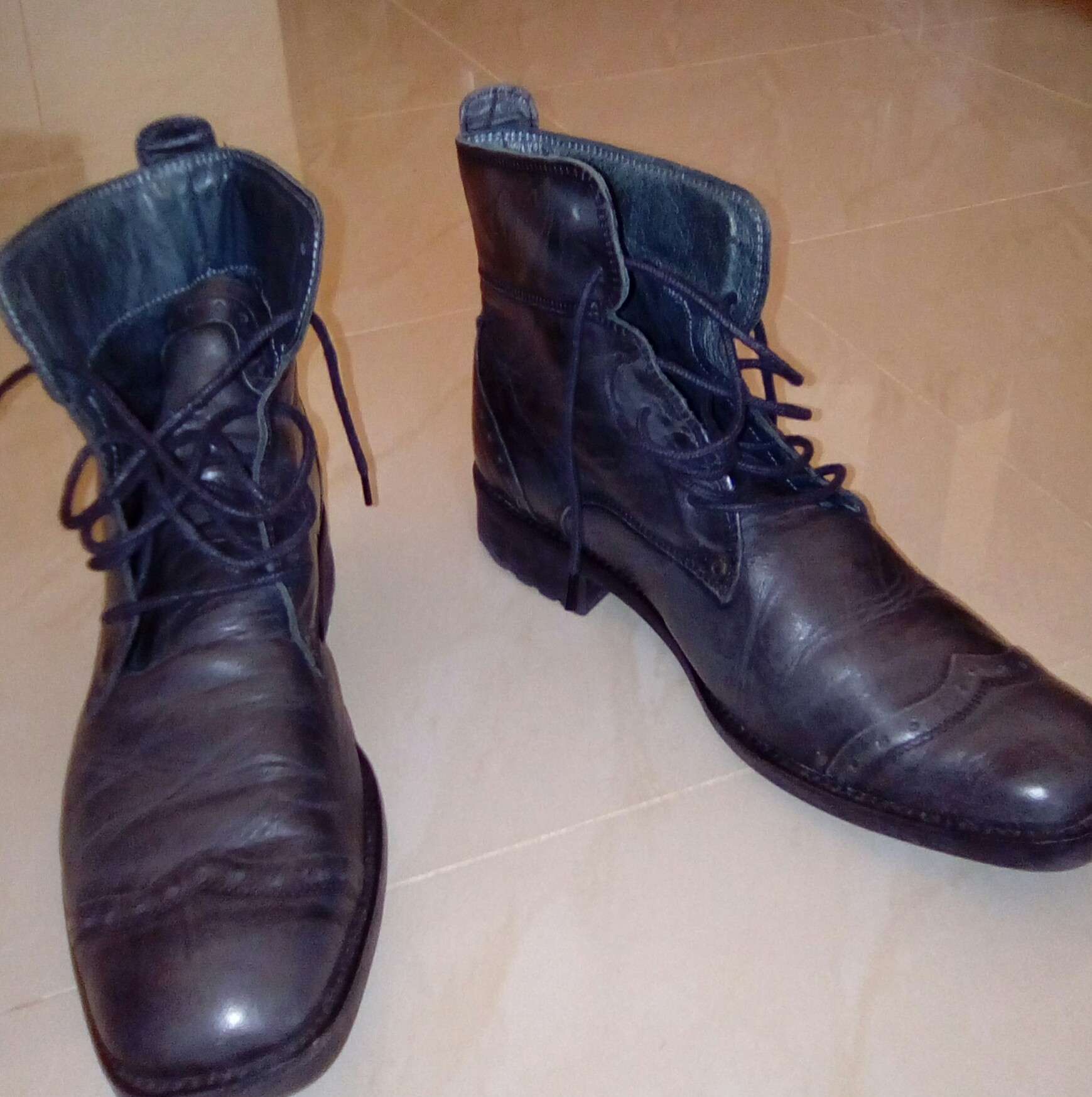 Chaussures montantes - cuir plein - Moshion