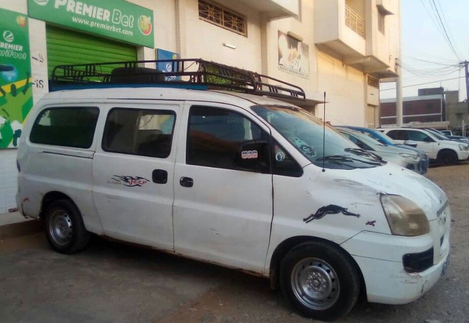 Hyundai H1 2005