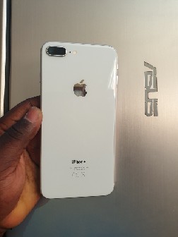 Apple iPhone 8 Plus