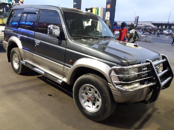 Mitsubishi Pajero 2000