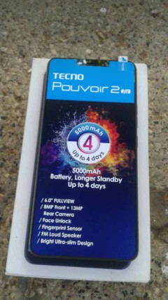 Téléphone portable Tecno