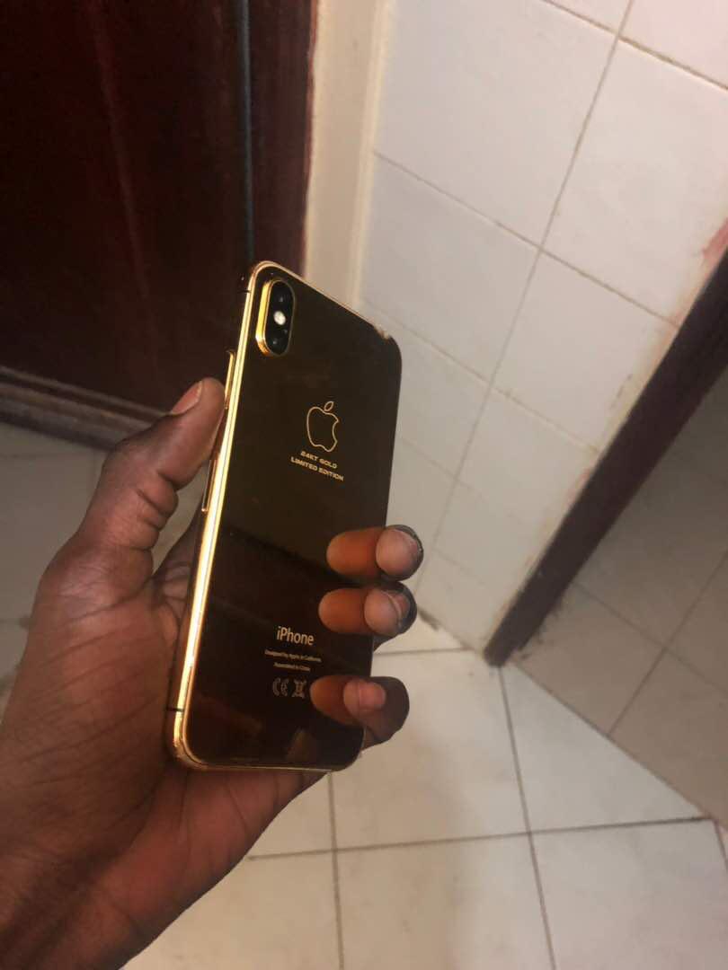 iPhone X en or - 24 carats