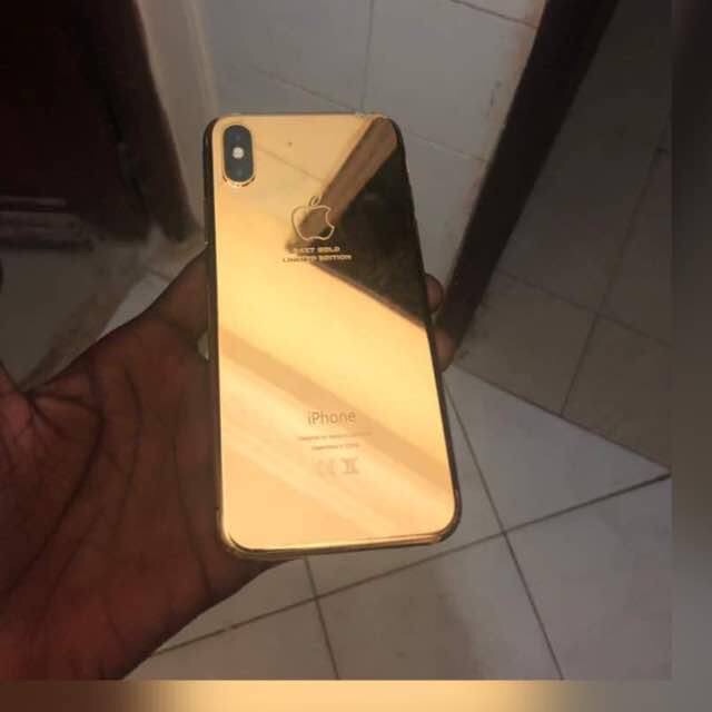 iPhone X en or - 24 carats