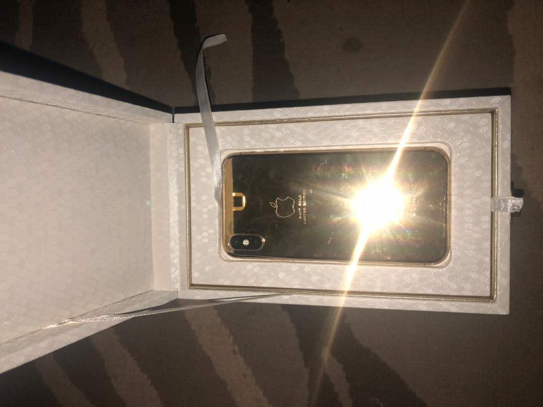 iPhone X en or - 24 carats