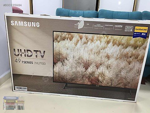 Smart TV Samsung 49" Ultra HD 4K - neuve
