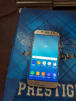 Samsung Galaxy J7 Pro (32 Go)