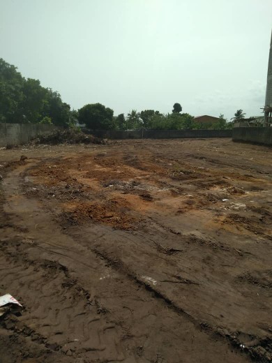 Terrain de 1200m2 - Cocody