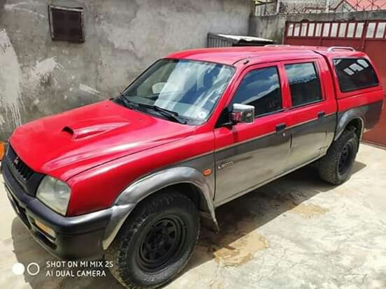 Mitsubishi L200 2000