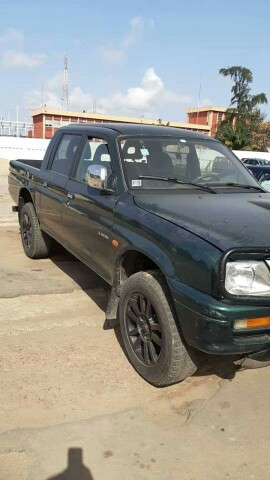 Mitsubishi L200 2000