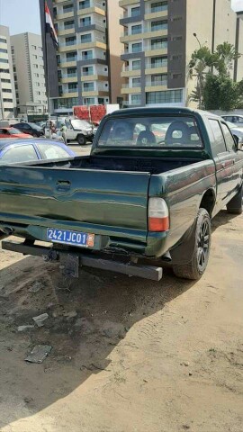 Mitsubishi L200 2000