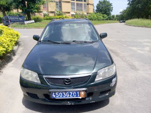 Mazda 323 2003