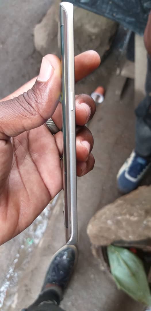 Samsung Galaxy S6 Edge