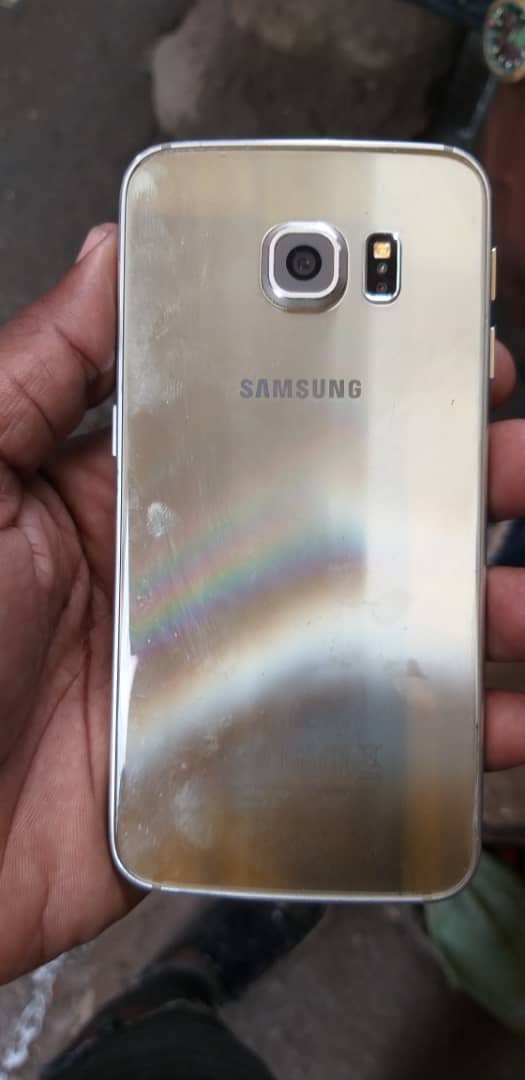 Samsung Galaxy S6 Edge