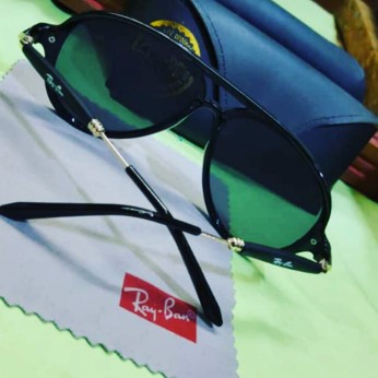 Ray ban