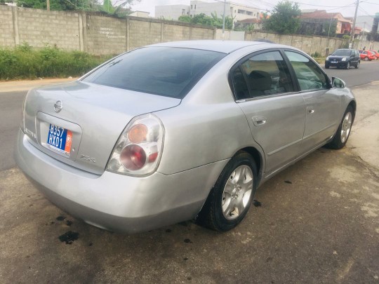 Nissan Altima 2003