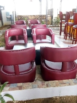 Restaurant maquis 400 m2 - Cocody