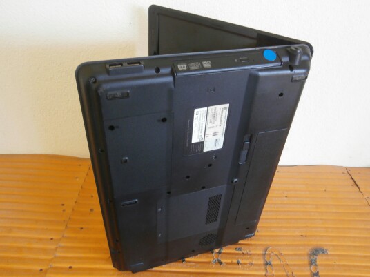 HP Compaq Presario A900