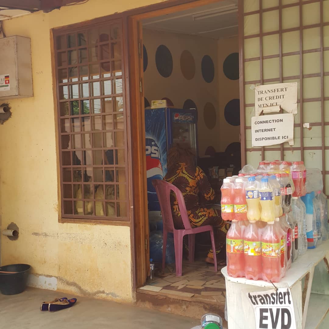 Vente Serétariat - Yaoundé Vente Serétariat - Yaoundé