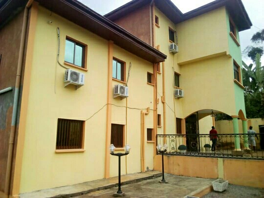 Vente Hôtel neuf 30 chambres - Yaoundé Mbankomo Vente Hôtel neuf 30 chambres - Yaoundé Mbankomo