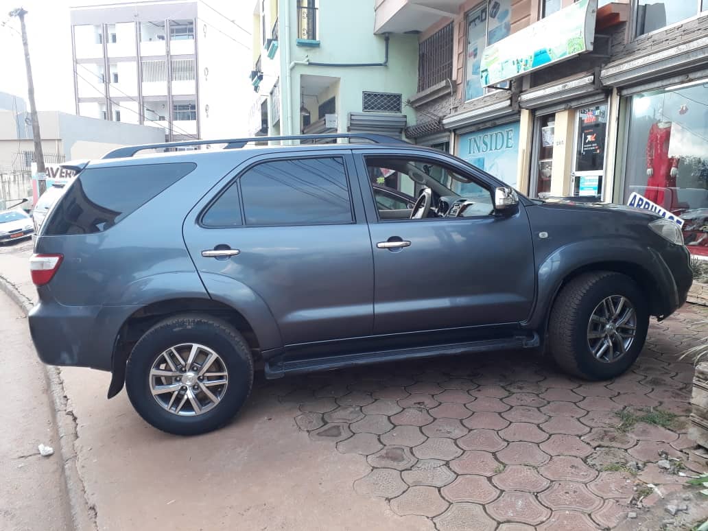 Toyota fortuner 2012 Toyota fortuner 2012