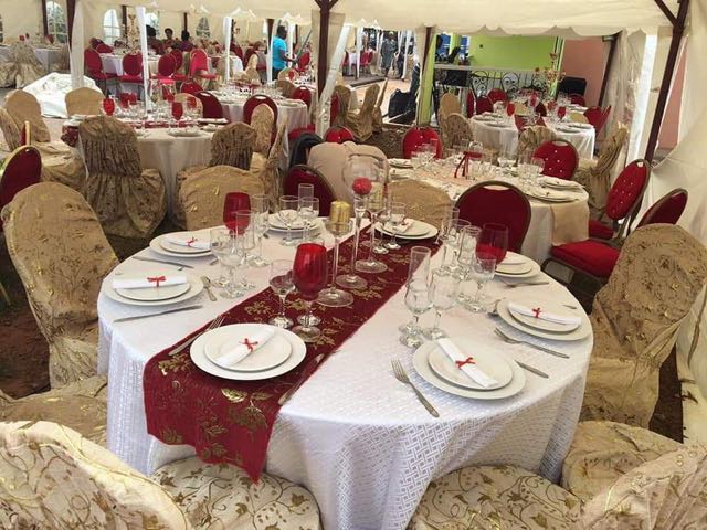 Location de chapiteaux , chaises vip , confection de billets d’invitation Location de chapiteaux , chaises vip , confection de billets d’invitation