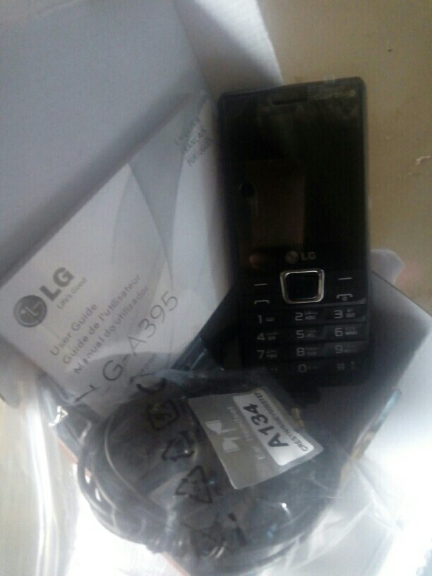 LG A395 - 4 Sim