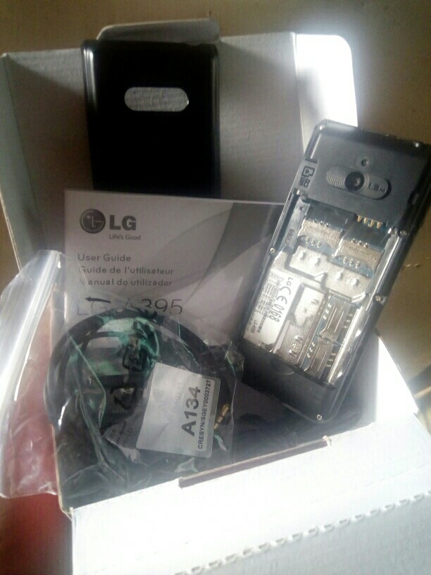 LG A395 - 4 Sim
