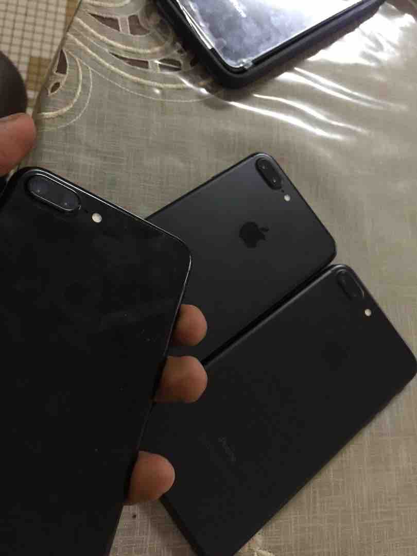 iPhone 7+ 32 Gb noir iPhone 7+ 32 Gb noir