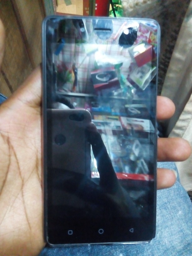 Tecno WX3P Tecno WX3P