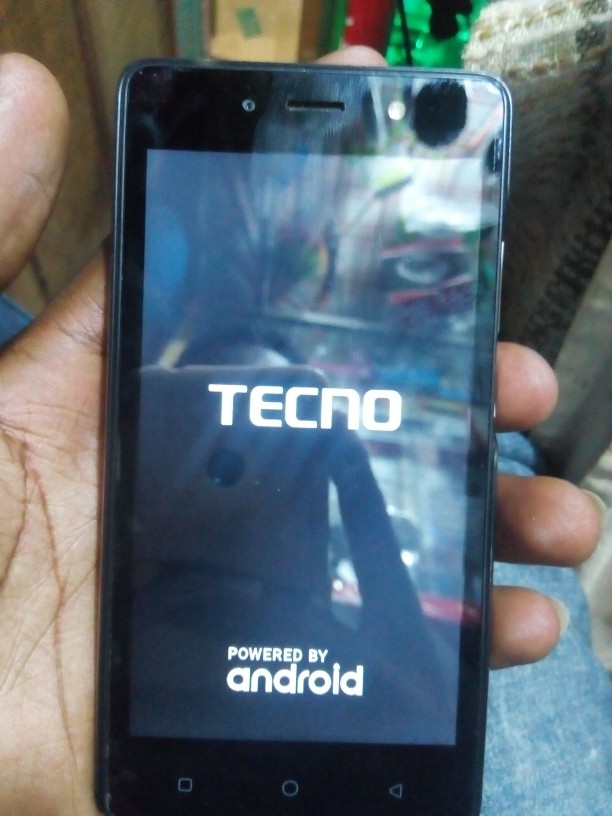 Tecno WX3P Tecno WX3P