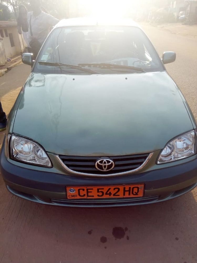 Toyota Avensis 2002