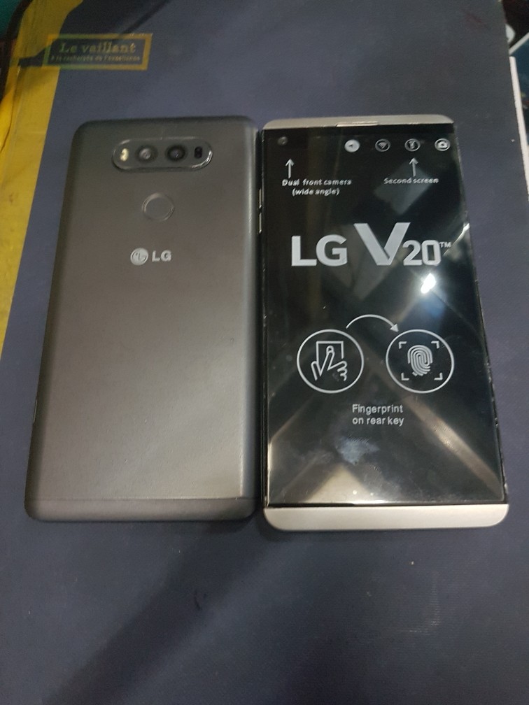 Téléphone LG V20. Téléphone LG V20.