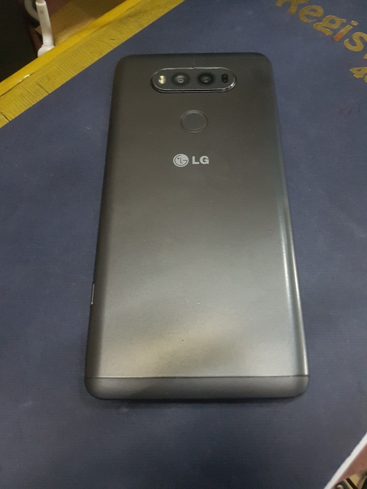 Téléphone LG V20. Téléphone LG V20.