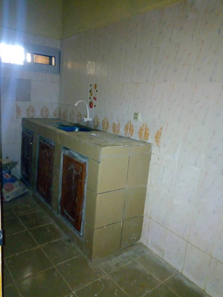 Location studio moderne Mimboman Yaoundé