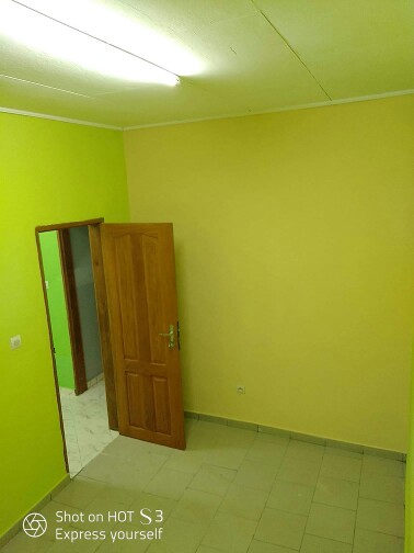 Location de 4 studios modernes - Douala