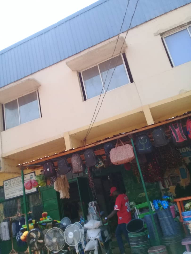 Vente des appareils téléviseurs